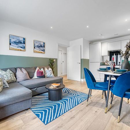 1 Bedroom Ocean Village Luxurious, Stylish & Cosy Apartment, Central Location In Southampton, Sleeps 4 - Summer Special Offer! - By Blue Puffin Stays Dış mekan fotoğraf
