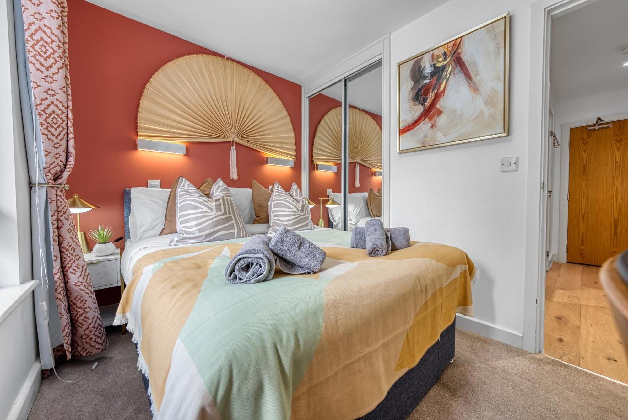 1 Bedroom Ocean Village Luxurious, Stylish & Cosy Apartment, Central Location In Southampton, Sleeps 4 - Summer Special Offer! - By Blue Puffin Stays Dış mekan fotoğraf